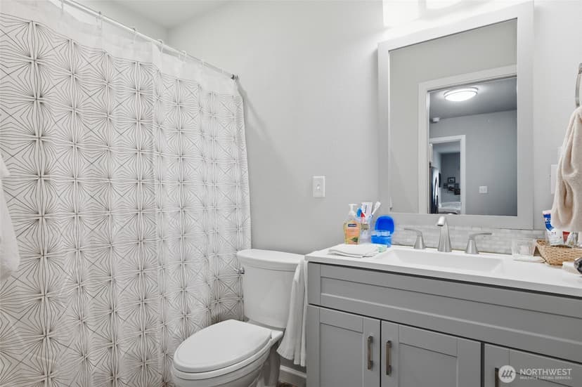 Property photo for 6323 100th Street SW, Lakewood photo 21