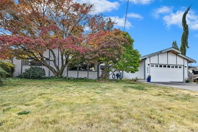 Property photo for 8826 Cascadia Avenue, Everett photo 2