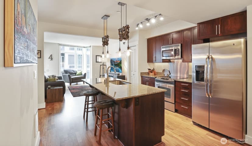 Property photo for 699 John Street #513, Seattle photo 2