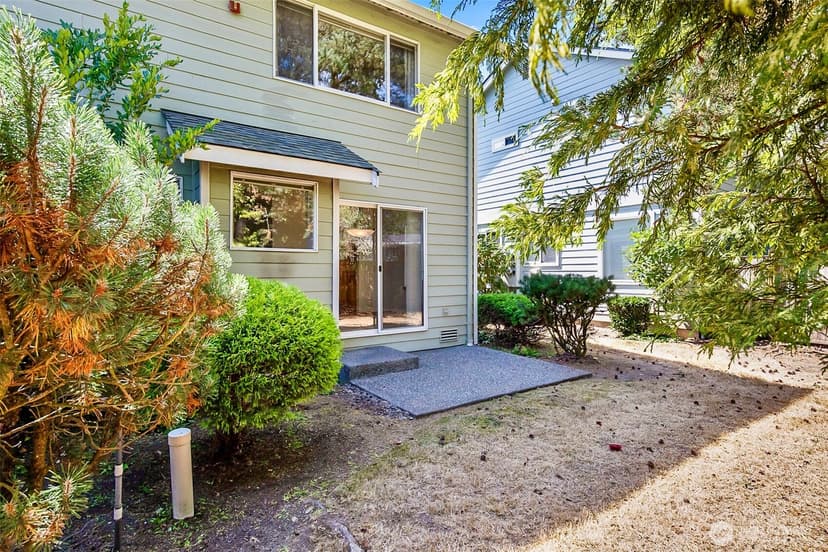 Property photo for 625 101st Place SE #A, Everett photo 24