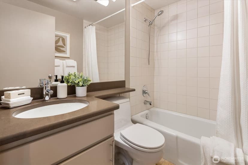 Property photo for 101 NW 58th Street #12, Seattle photo 26