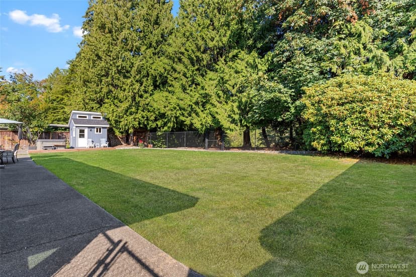 Property photo for 419 E View Ridge Drive, Everett photo 35