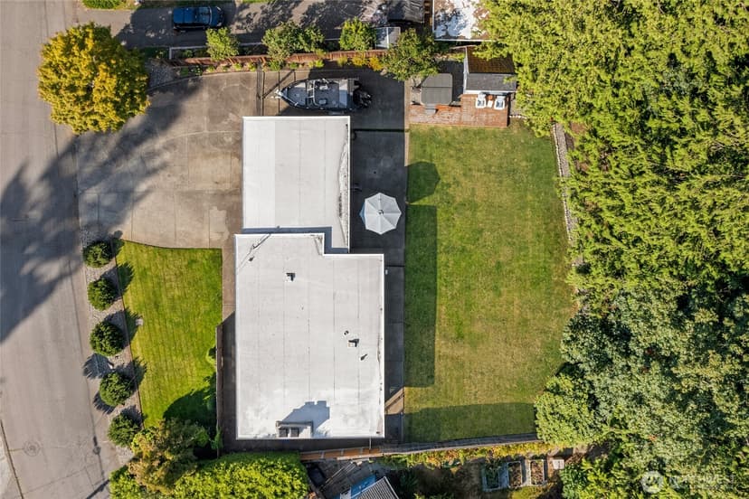 Property photo for 419 E View Ridge Drive, Everett photo 38