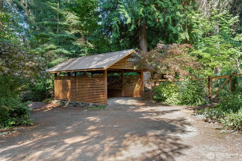 Property photo for 5470 Taylor Avenue NE, Bainbridge Island photo 38