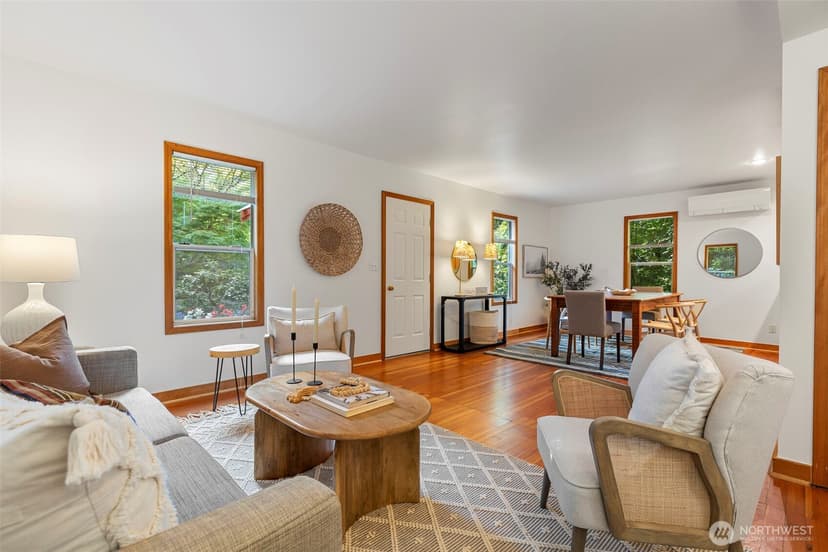 Property photo for 5470 Taylor Avenue NE, Bainbridge Island photo 9