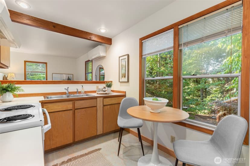 Property photo for 5470 Taylor Avenue NE, Bainbridge Island photo 16