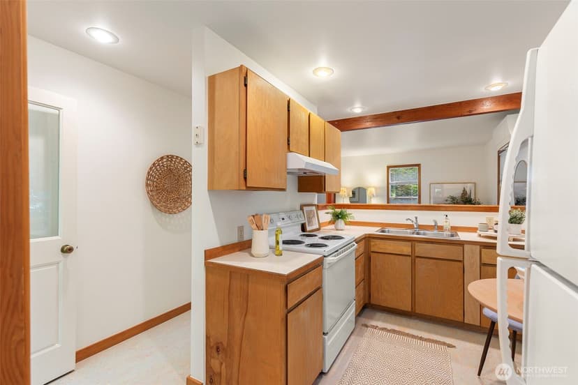 Property photo for 5470 Taylor Avenue NE, Bainbridge Island photo 15
