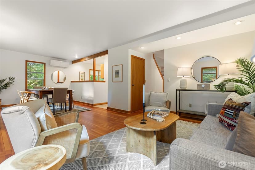 Property photo for 5470 Taylor Avenue NE, Bainbridge Island photo 8