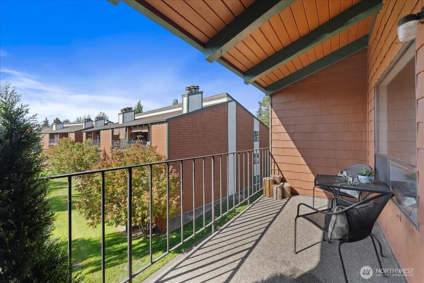 Property photo for 7304 Skyview Lane #H303, Tacoma photo 30