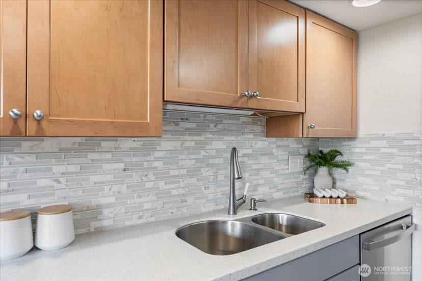 Property photo for 7304 Skyview Lane #H303, Tacoma photo 12