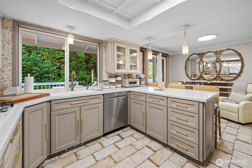 Property photo for 152 Madrona Drive NW, Gig Harbor photo 11