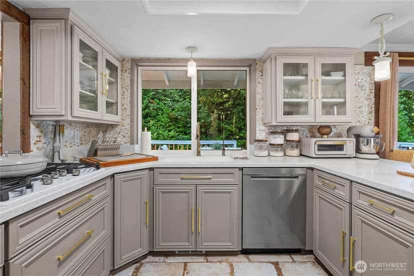 Property photo for 152 Madrona Drive NW, Gig Harbor photo 10