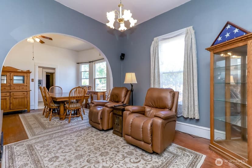 Property photo for 503 5th Avenue S, Kent photo 7