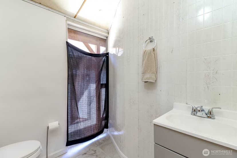 Property photo for 503 5th Avenue S, Kent photo 21