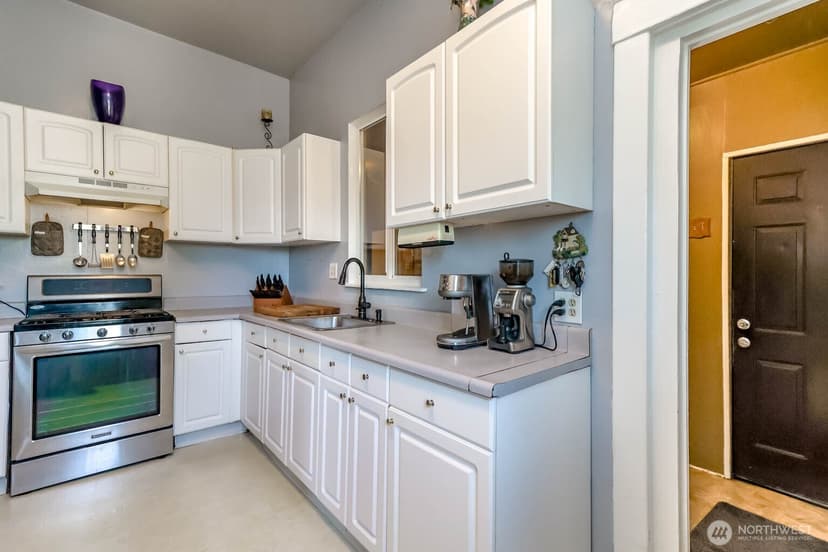 Property photo for 503 5th Avenue S, Kent photo 16