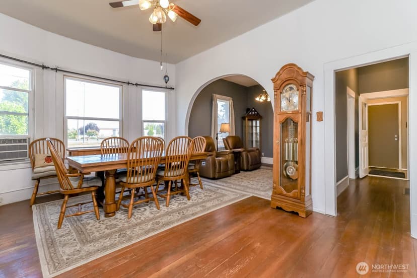 Property photo for 503 5th Avenue S, Kent photo 10