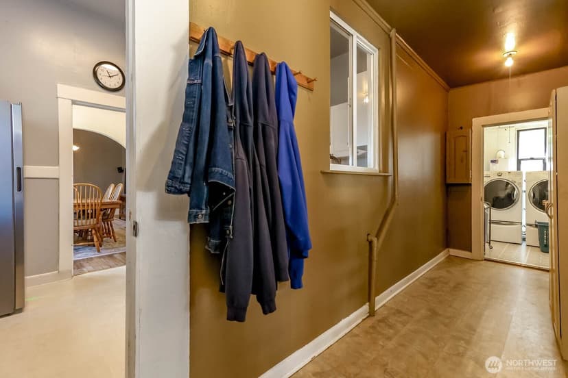 Property photo for 503 5th Avenue S, Kent photo 19