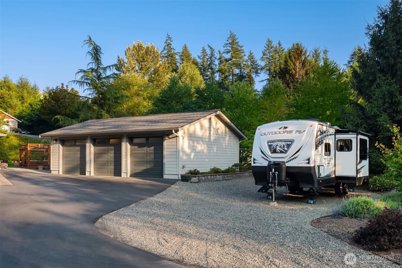 Property photo for 27426 208th Avenue SE, Maple Valley photo 33