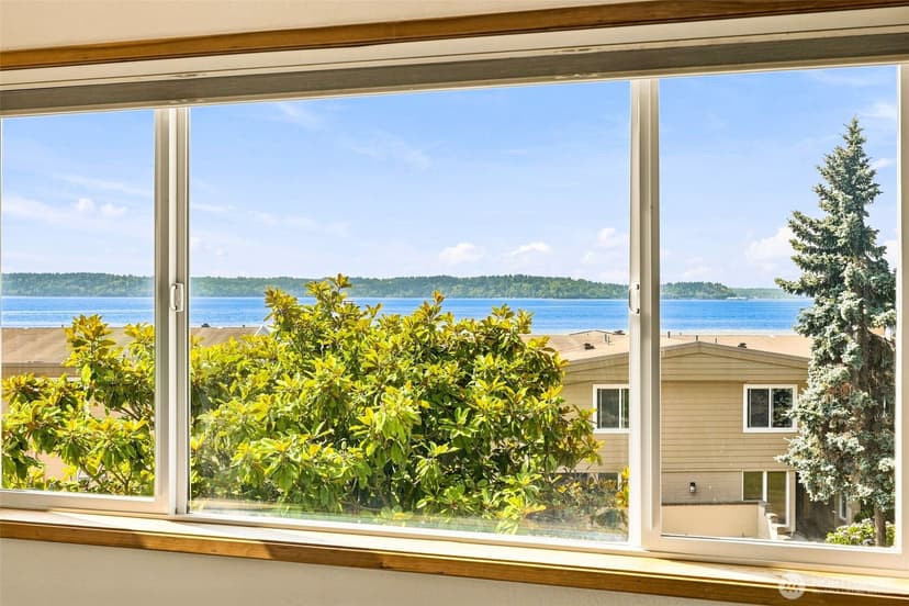 Property photo for 10203 47th Avenue SW #B8, Seattle photo 16