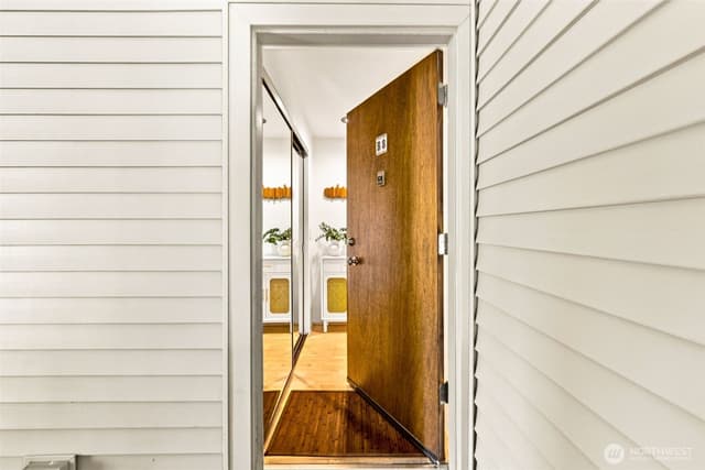 Property photo for 10203 47th Avenue SW #B8, Seattle photo 3
