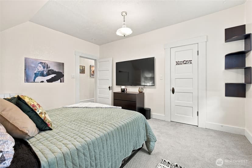 Property photo for 429 Cedar Avenue, Snohomish photo 25