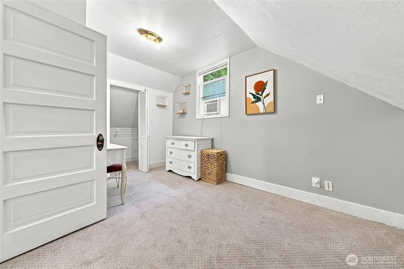 Property photo for 429 Cedar Avenue, Snohomish photo 30