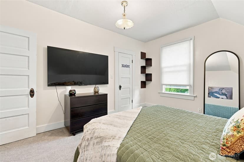 Property photo for 429 Cedar Avenue, Snohomish photo 24