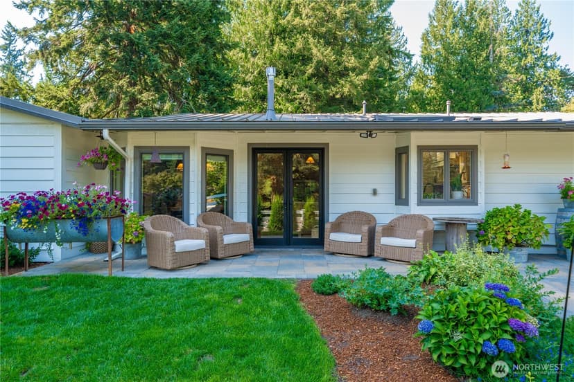 Property photo for 19915 SE 125th Street, Issaquah photo 10