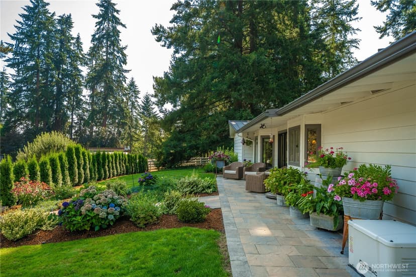 Property photo for 19915 SE 125th Street, Issaquah photo 24