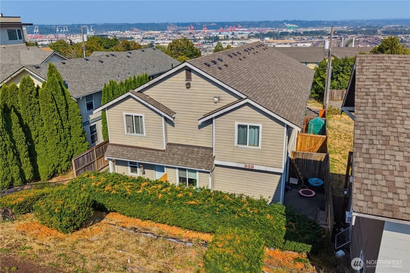 Property photo for 1939 I Street #B, Tacoma photo 11