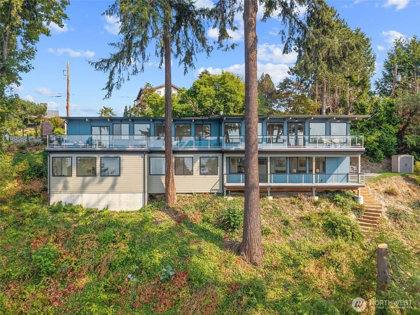 Property photo for 2003 82nd Avenue SE, Mercer Island photo 38