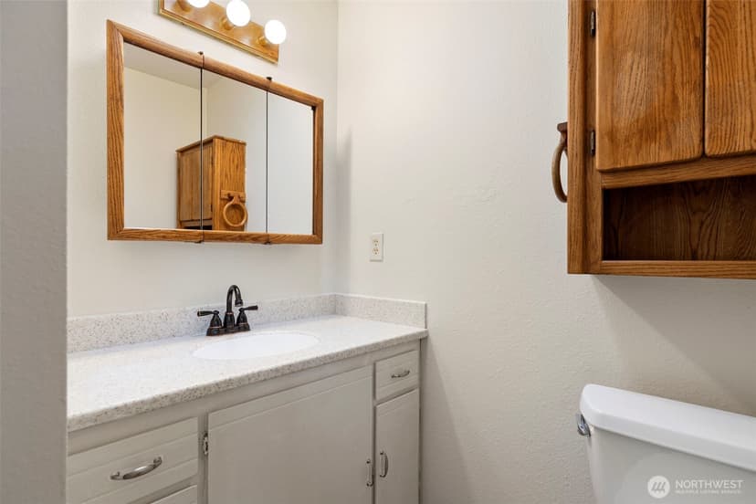 Property photo for 2920 Aegean Boulevard, Bremerton photo 23