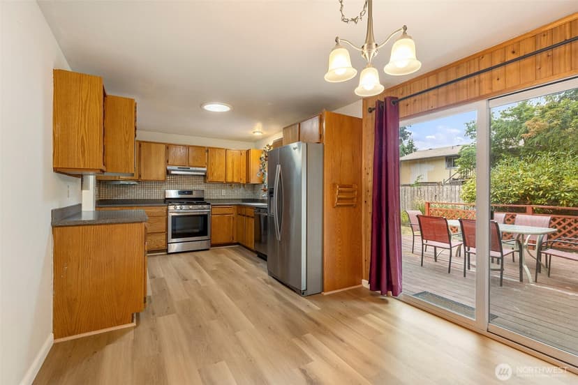 Property photo for 2920 Aegean Boulevard, Bremerton photo 12