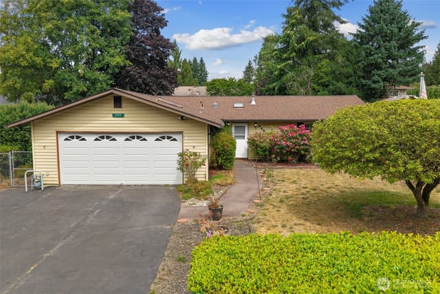 Property photo for 2920 Aegean Boulevard, Bremerton