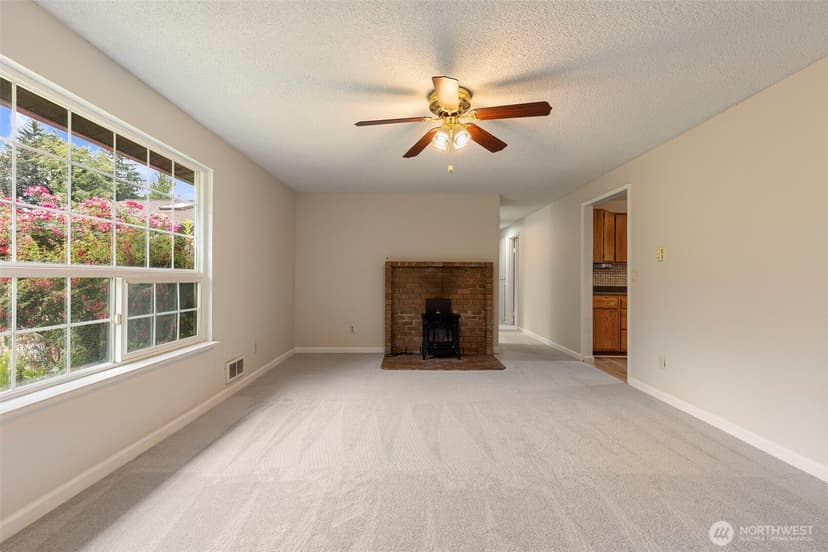 Property photo for 2920 Aegean Boulevard, Bremerton photo 10