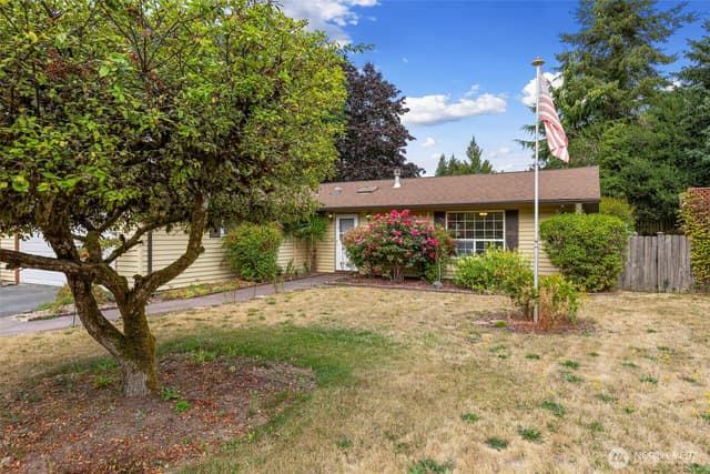 Property photo for 2920 Aegean Boulevard, Bremerton photo 3