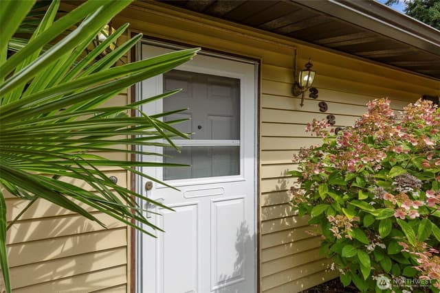 Property photo for 2920 Aegean Boulevard, Bremerton photo 5