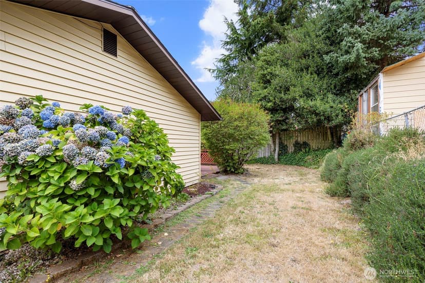 Property photo for 2920 Aegean Boulevard, Bremerton photo 37
