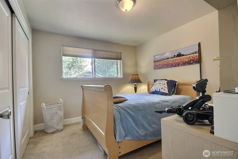 Property photo for 2301 NE 10th Street, Renton photo 10