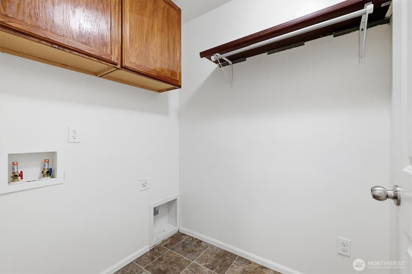 Property photo for 11011 180th Avenue Ct E, Bonney Lake photo 18