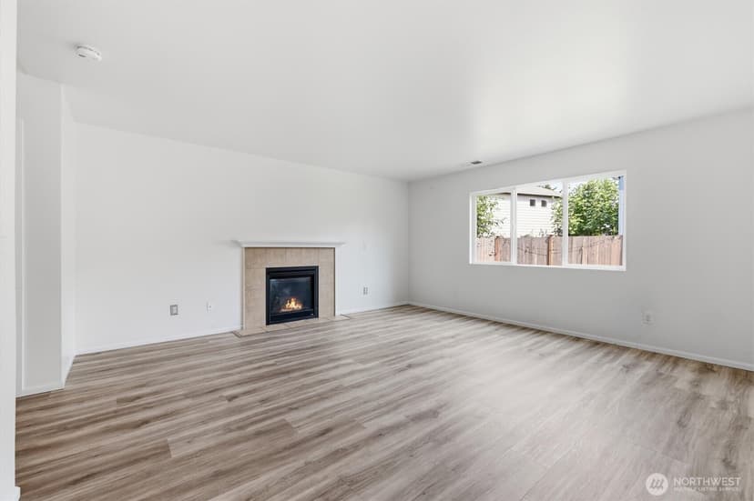 Property photo for 11011 180th Avenue Ct E, Bonney Lake photo 5