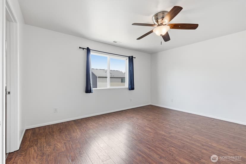 Property photo for 11011 180th Avenue Ct E, Bonney Lake photo 12