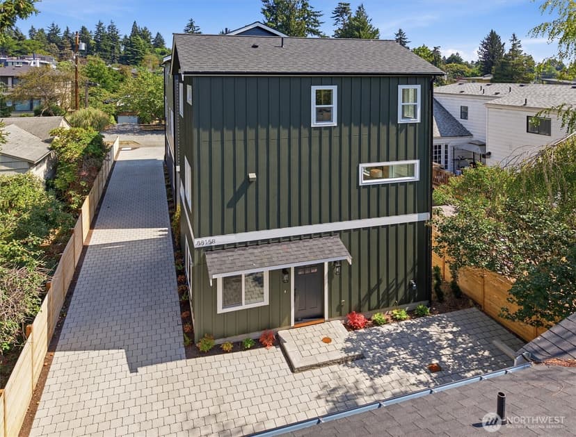 Property photo for 8815 Densmore Avenue N #B, Seattle photo 2