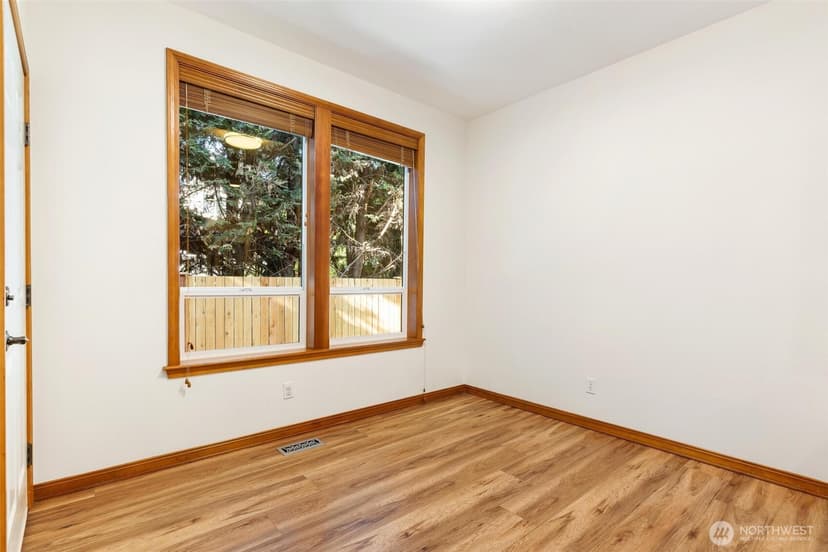 Property photo for 18129 115th Street Ct E, Bonney Lake photo 11
