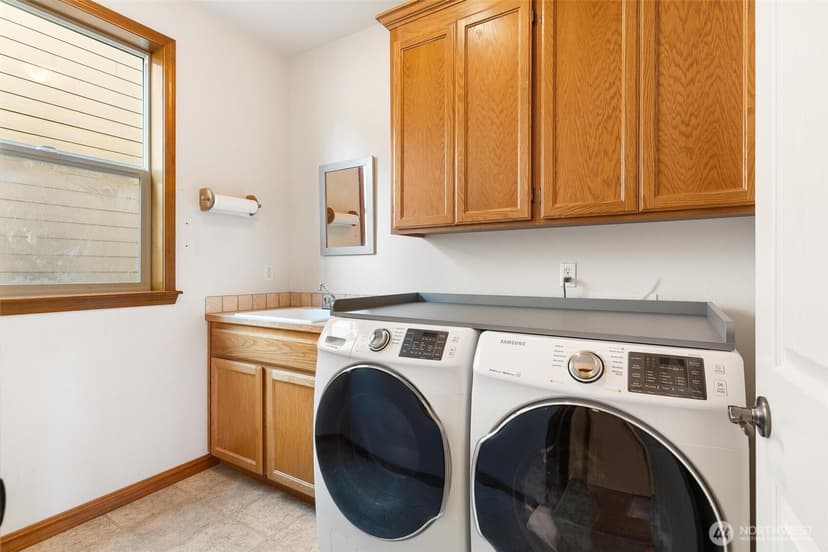 Property photo for 18129 115th Street Ct E, Bonney Lake photo 16