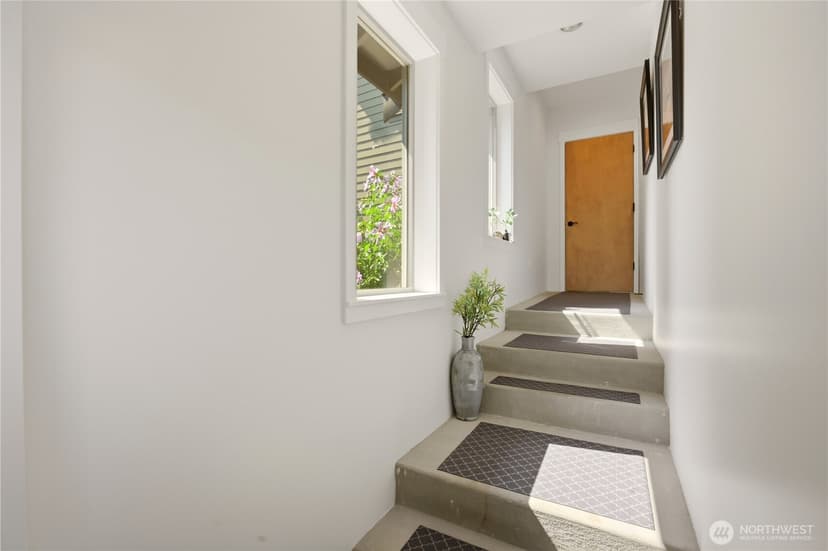 Property photo for 7630 129th Avenue SE, Newcastle photo 28