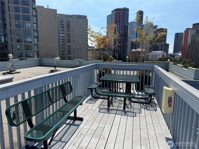 Property photo for 1400 Hubbell Place #814, Seattle photo 13