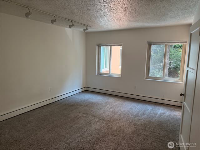 Property photo for 1400 Hubbell Place #814, Seattle photo 5