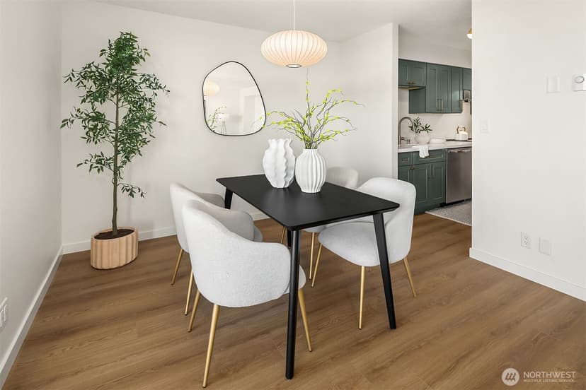 Property photo for 4540 8th Avenue NE #1002, Seattle photo 6