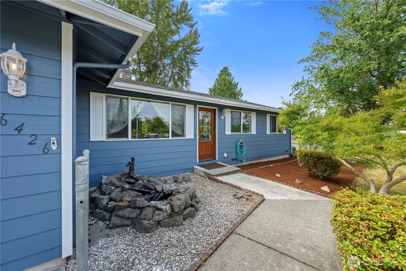 Property photo for 6426 56th Place NE, Marysville photo 6